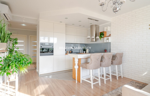 Mieszkanie 3-pok. z klimatyzacją – 63 m², Kalwaria