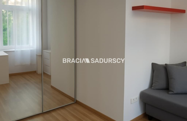 KAWALERKA W DOSKONAŁEJ LOKALIZACJI CENTRUM KLEPARZ