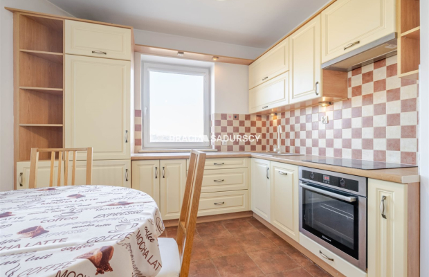 Ustawne 2 pokoje | 46 m² | ul. Okulickiego | 2012 