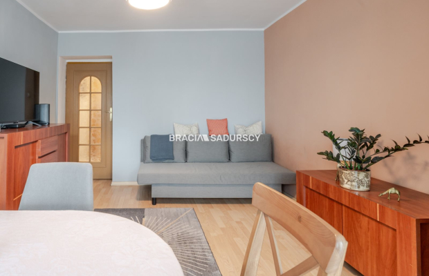 Trzy pokoje z potencjałem inwestycyjnym!