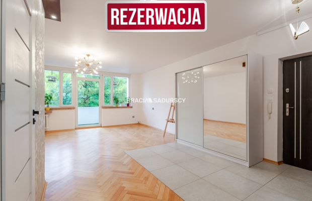 Słoneczne 2 pok. mieszkanie na os. Szklane Domy.