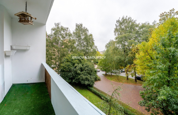 Słoneczne 2 pok. mieszkanie na os. Szklane Domy.