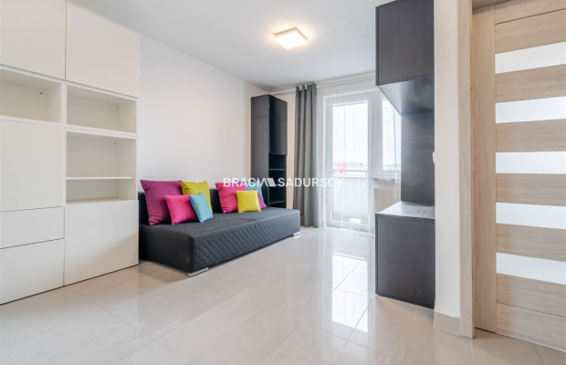 Prądnik Czerwony, ul. Reduta,  2-pokojowe mieszkanie 36 m²   

 Komfort i nowoczesność w doskonałej lokalizacji. 

 Na sprzedaż