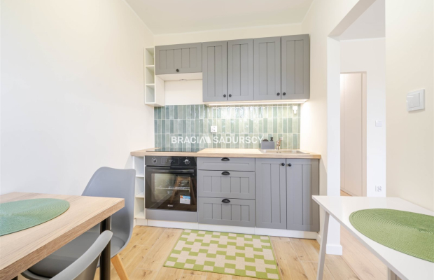 30m2, Bronowice ul. Na Blonie 