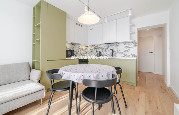 Wynajem 3 pok. mieszkanie na os Niepodległości!