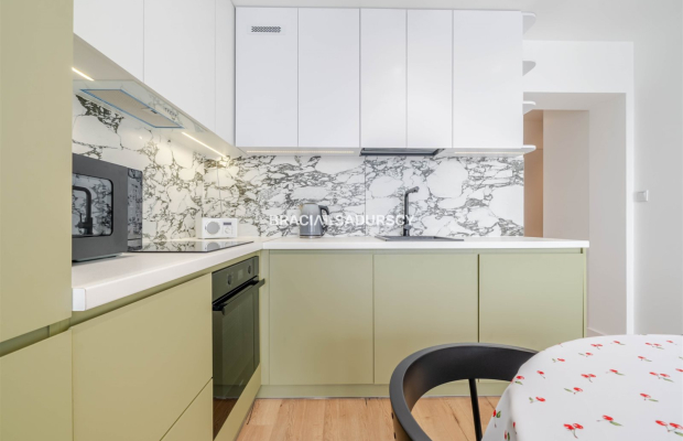 Wynajem 3 pok. mieszkanie na os Niepodległości!