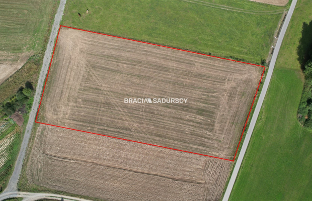 DZIAŁKA BUDOWLANA SZYK 60 ARÓW PŁASKA PROSTOKĄT