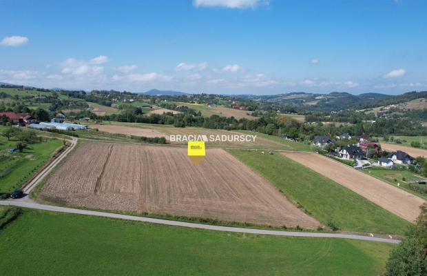 DZIAŁKA BUDOWLANA SZYK 60 ARÓW PŁASKA PROSTOKĄT