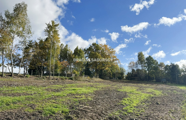 Atrakcyjna działka budowlana Włosań gm. MOGILANY