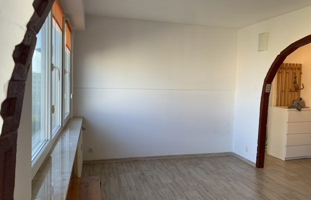 Odnowione 2-pokojowe mieszkanie z widokiem