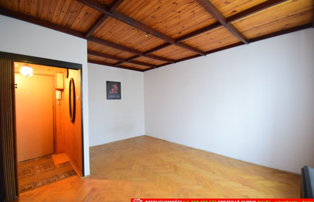 Kawalerka w swietnej lokalizacji.