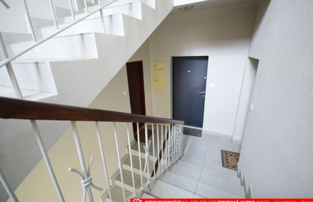 Kawalerka w swietnej lokalizacji.