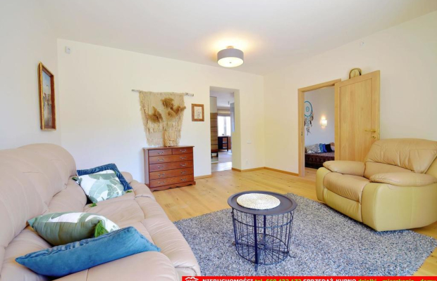 Prestiżowe mieszkanie, wyskoki standard, 2 balkony.