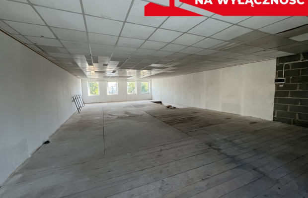 Lokal 370 m2 w centrum Zwolenia woj. mazowieckie.