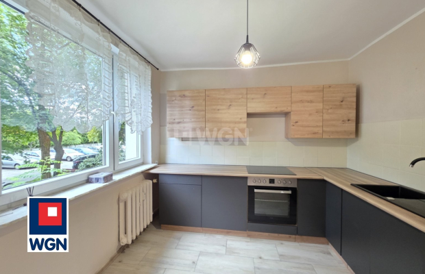 Nowa Sól, mieszkanie, 3 pokoje, parter, sprzedam, 399 000 zł.  
  
REZERWACJA  
  
Na sprzedaż komfortowe mieszkanie położone p