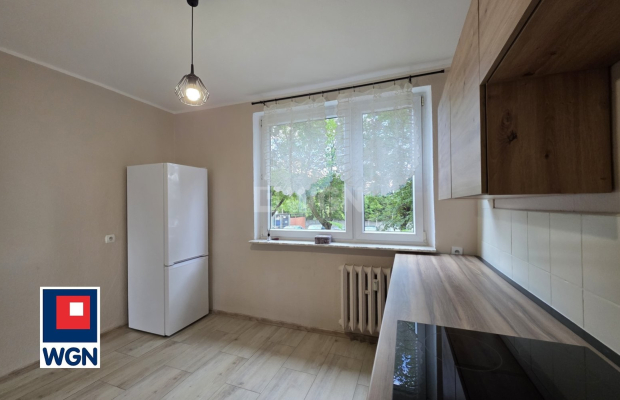 Nowa Sól, mieszkanie, 3 pokoje, parter, sprzedam, 399 000 zł.  
  
REZERWACJA  
  
Na sprzedaż komfortowe mieszkanie położone p