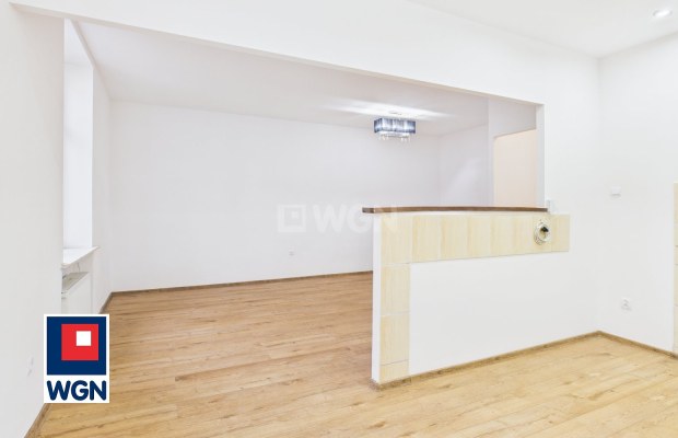 Nowa Sól, mieszkanie, 2 pokoje, 1 piętro, 52 m2, sprzedam, 289 000 zł.  
  
Na sprzedaż komfortowe dwupokojowe mieszkanie położ