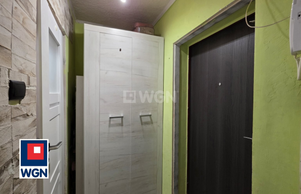 Nowa Sól, mieszkanie, kawalerka, 28 m2, sprzedam 199 000zł.  
 
Na sprzedaż kawalerka składająca się jednego pokoju, kuchni, pr