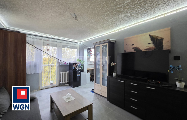 Nowa Sól, mieszkanie, kawalerka, 28 m2, sprzedam 199 000zł.  
 
Na sprzedaż kawalerka składająca się jednego pokoju, kuchni, pr