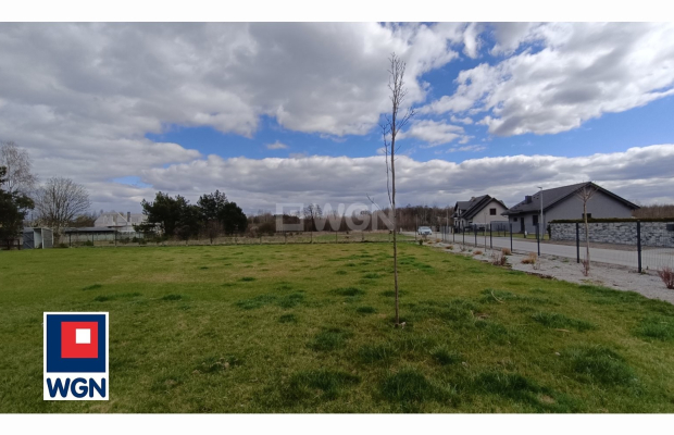 Małomice, działka budowlana 1837m2, sprzedam, cena 250 000zł.  
  
Na sprzedaż działka budowlana w miejscowości Małomice (pow. 