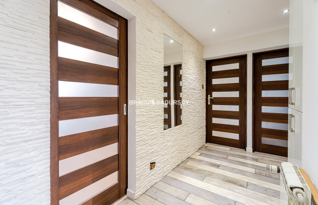 3 pokojowe mieszkanie z kuchnią 52,8m2 Centrum 