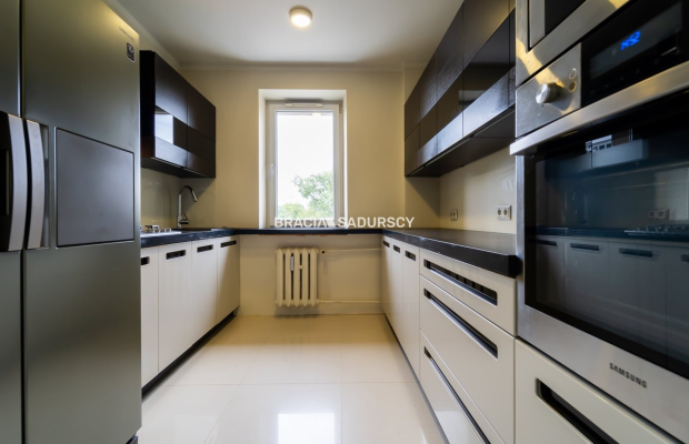 Grzegórzki-3 pok, oddzielna kuchnia