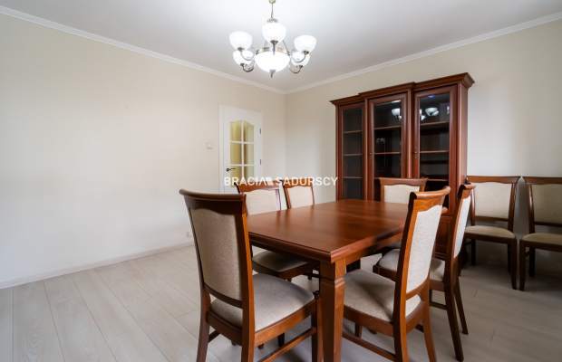 Grzegórzki-3 pok, oddzielna kuchnia