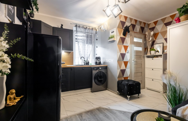 Tauron Arena, tramwaj, kawalerka do wejścia 