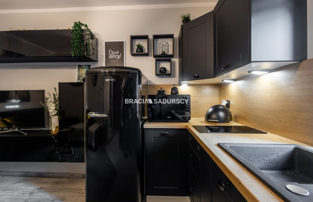 Tauron Arena, tramwaj, kawalerka do wejścia 