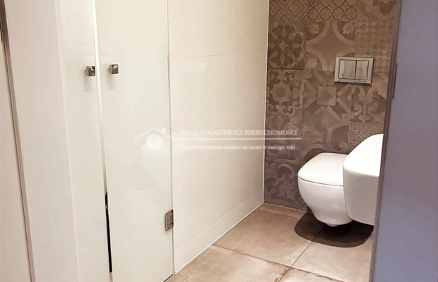 Luksusowa rezydencja położona w najbardziej pożądanej części Bielska-Białej, przy ulicy Łowieckiej - pogranicze Kamienicy i Wap