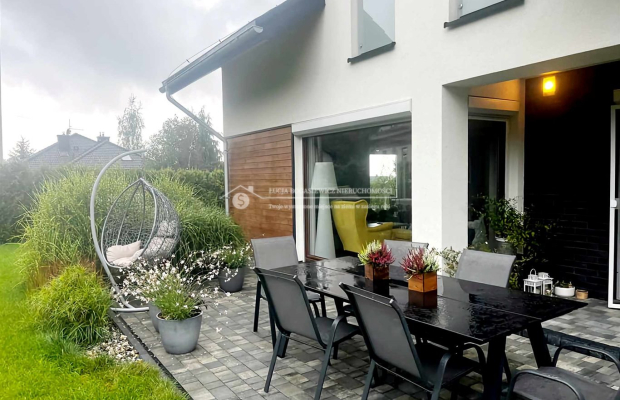 Luksusowa rezydencja położona w najbardziej pożądanej części Bielska-Białej, przy ulicy Łowieckiej - pogranicze Kamienicy i Wap