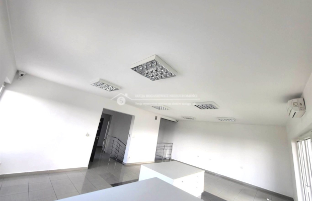 Szukasz miejsca dobrze skomunikowanego pod swój biznes?  

 Mamy dla Ciebie lokal handlowo-usługowo-biurowy w budynku na I pięt