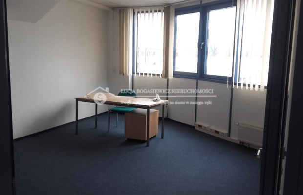 Szukasz miejsca dobrze skomunikowanego pod swój biznes? 

 Mamy dla Ciebie odremontowane lokale usługowo-biurowe w eleganckim b