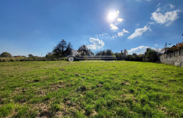 Widokowa pod dom lub inwestycję - działka blisko Szczyrku!!!   
Idealna oferta, jeśli szukasz przestronnej działki otoczonej pr