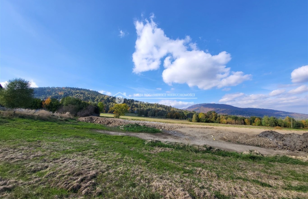 Widokowa pod dom lub inwestycję - działka blisko Szczyrku!!!   
Idealna oferta, jeśli szukasz przestronnej działki otoczonej pr