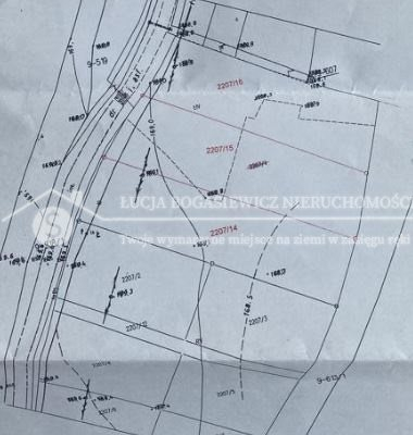 Na sprzedaż działka budowlana o pow. 41 064  m2. W dobrej lokalizacji drogi powiatowej prowadzącej na Nisko, Stalową Wolę.  

 