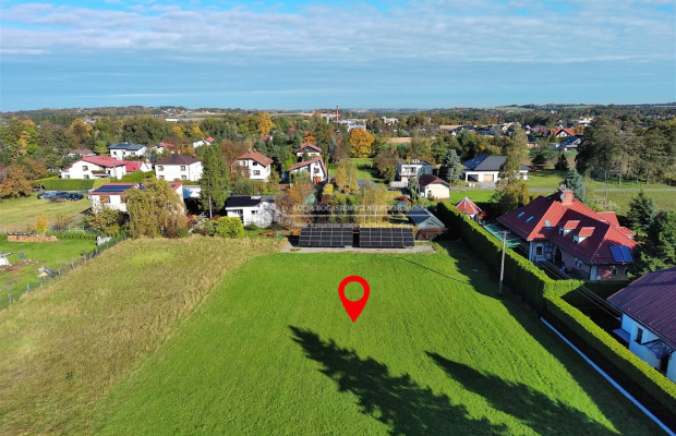 OBNIŻKA CENY!!! 
Biery - działki budowlane z mediami i dostępem do drogi gminnej. 
 
Na sprzedaż dwie atrakcyjne działki budowl