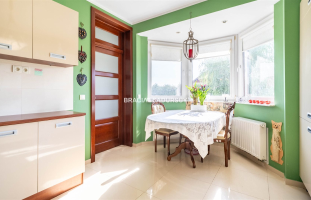 Nowoczesny dom parterowy w Łapanowie