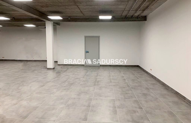 nowy lokal 170 m2 Sakwina