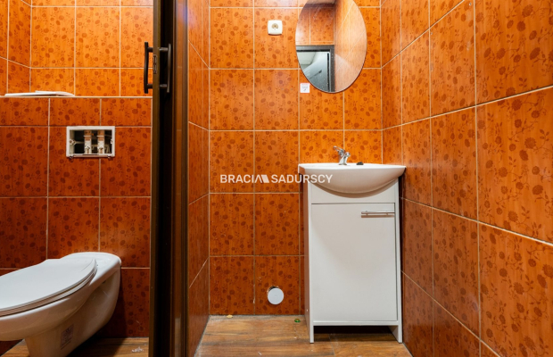 Kurdwanów lokal front 75 m2 