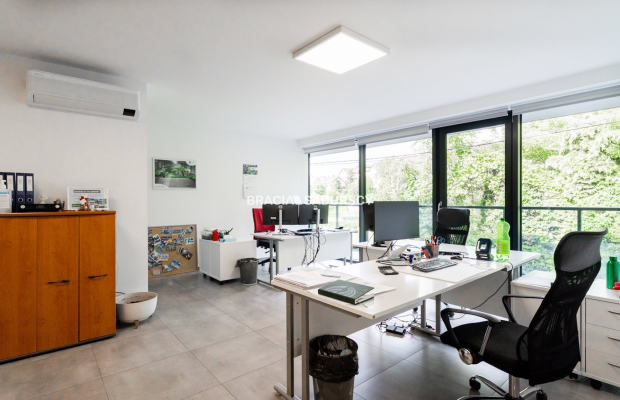 nowy lokal biurowo usługowy 110 m2 Sakwina