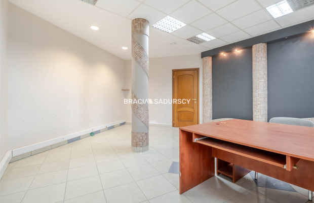 lokal biurowy 44 m2 Prądnik Biały biurowiec