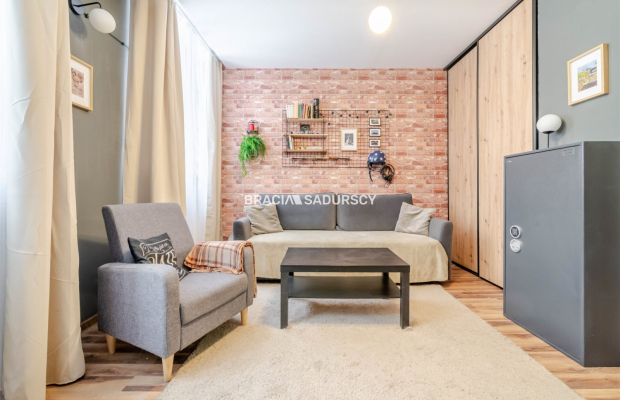 Parter, bez schodów i ograniczeń.