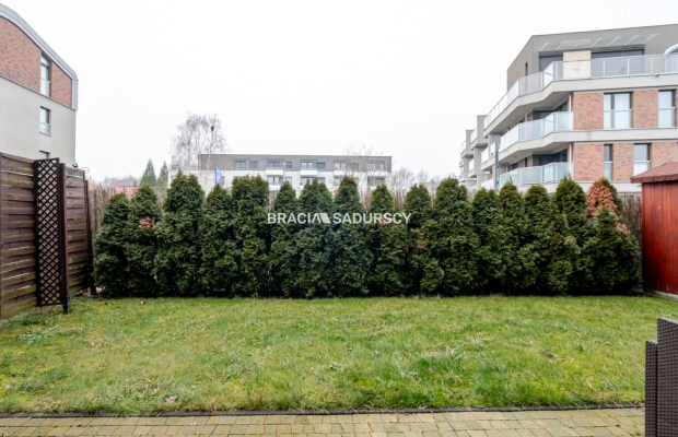 Przestronne/2-pok mieszkanie/Chełmońskiego/ogródek