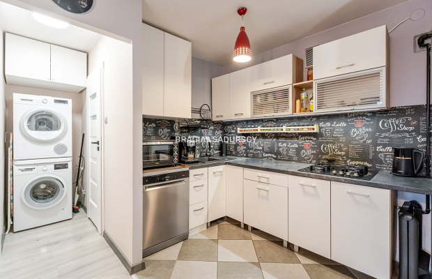 2 pokoje/dobra cena/Kozłowek/blisko tramwaj