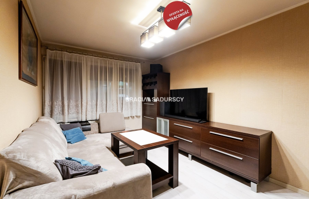 3pok (oddzielne) ok 45,5m2 os.Podwawelskie