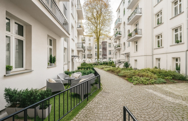 Premim, Centrum na wynajem