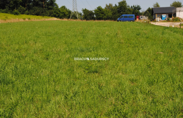 Duża działka budowlana w Kryspinowie.
