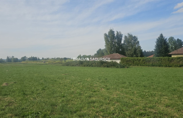 Wyjątkowa działka budowlana w zielonym Cholerzynie