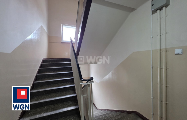 Nowa Sól, mieszkanie, kawalerka, 25,67 m2, sprzedam 165 000zł.  
  
Na sprzedaż kawalerka składająca się jednego pokoju, kuchni